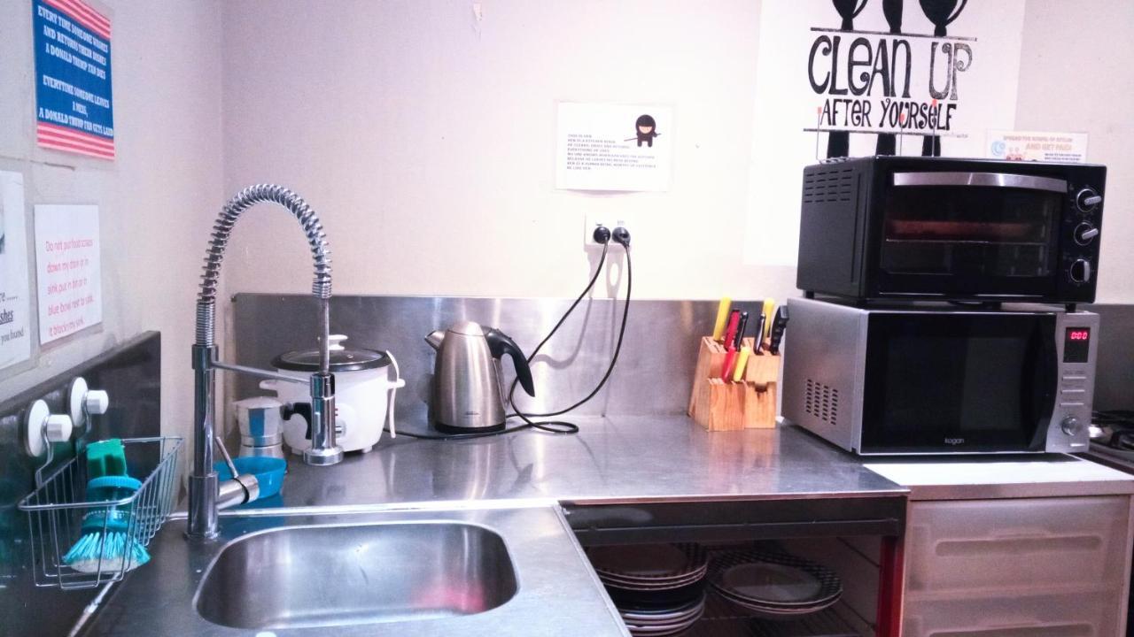 Asylum Sydney Backpackers Hostel Екстериор снимка